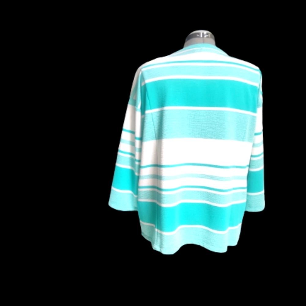 Light weight sweater - Picture 2 of 3